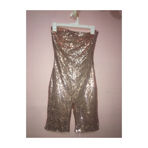 Romper - Picture 2 of 2